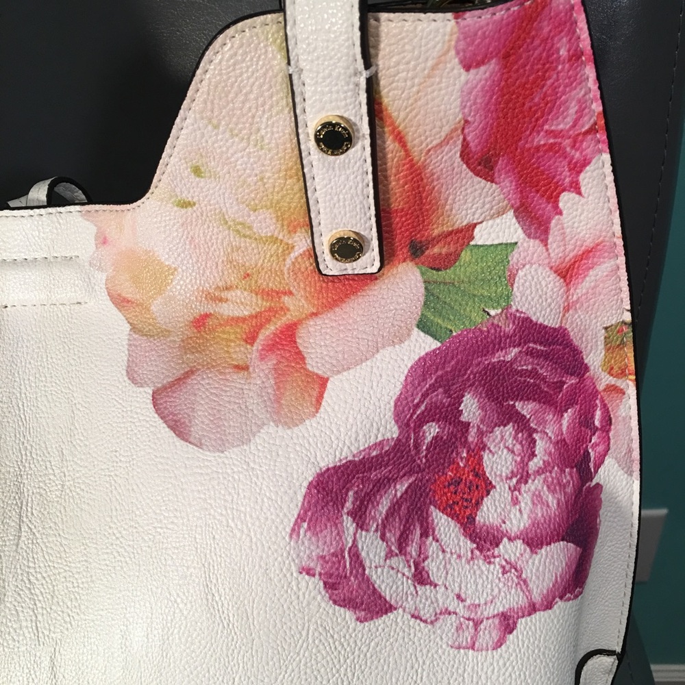 🆕 NWT Calvin Klein Reversible Handbag - Picture 4 of 8